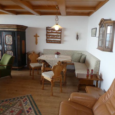 Apartment Gerlitzen Ossiachersee - Haus Enzian トレフェン エクステリア 写真