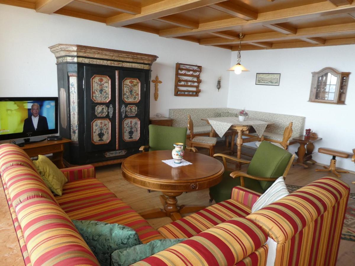 Apartment Gerlitzen Ossiachersee - Haus Enzian トレフェン エクステリア 写真