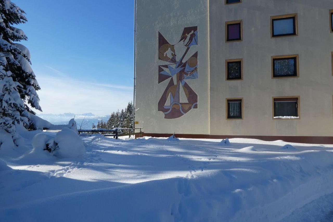 Apartment Gerlitzen Ossiachersee - Haus Enzian トレフェン エクステリア 写真
