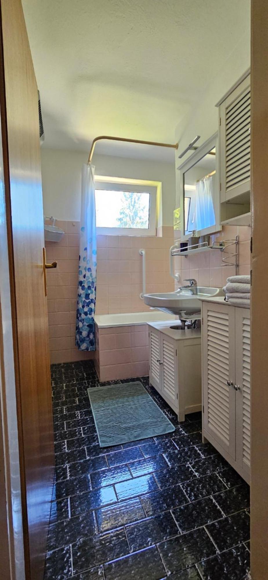 Apartment Gerlitzen Ossiachersee - Haus Enzian トレフェン エクステリア 写真
