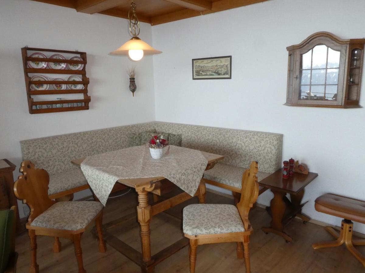 Apartment Gerlitzen Ossiachersee - Haus Enzian トレフェン エクステリア 写真
